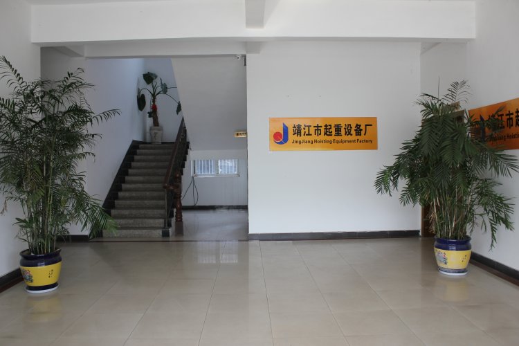 靖起承接各類規(guī)格起重機(jī)的定制服務(wù)！