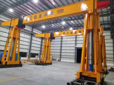 液壓龍門吊具備哪些獨(dú)特功能？